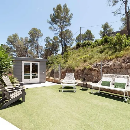 Luxury Hills *